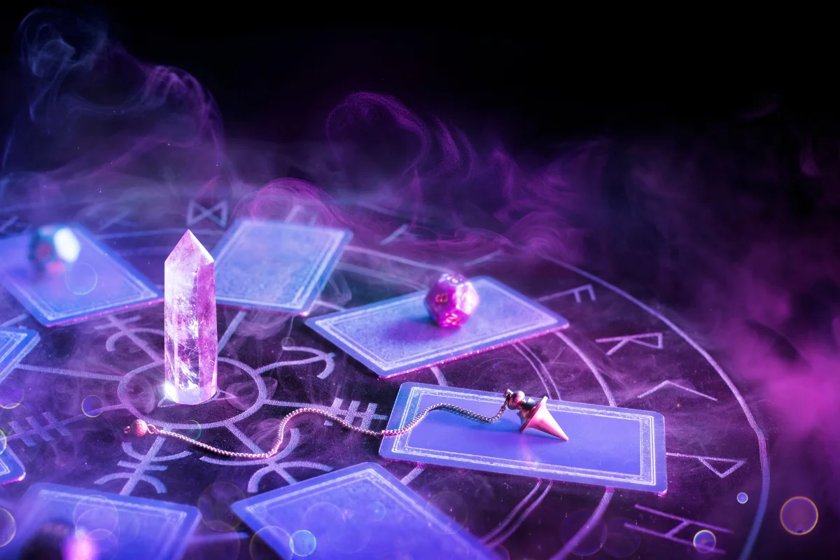 The Ultimate Guide to Tarot Spreads, Separating Fact from Fiction